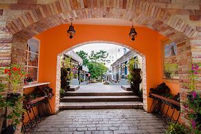 Brookside Valley Resort