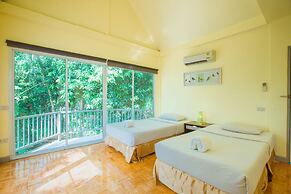 Brookside Valley Resort