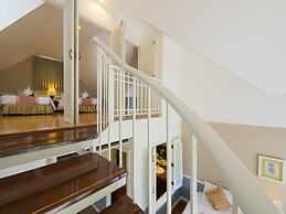 Brookside Valley Resort