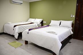 Neakru Guesthouse and Restaurant