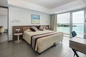 Vassos Nissi Plage Hotel & Spa