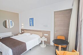 Vassos Nissi Plage Hotel & Spa