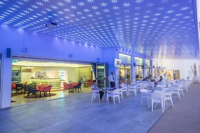 Vassos Nissi Plage Hotel & Spa