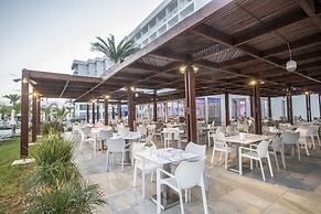 Vassos Nissi Plage Hotel & Spa