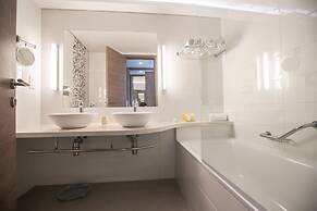 Vassos Nissi Plage Hotel & Spa