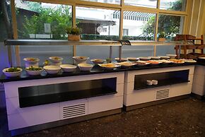 Blue Palace Hotel & Family