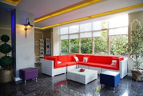 Blue Palace Hotel & Family