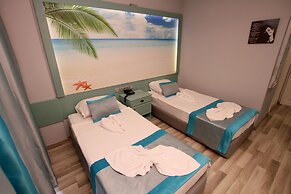 Blue Palace Hotel & Family