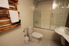 Blue Palace Hotel & Family