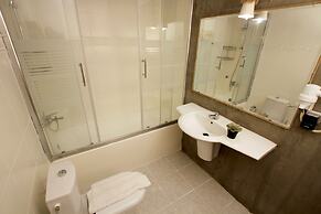 Blue Palace Hotel & Family