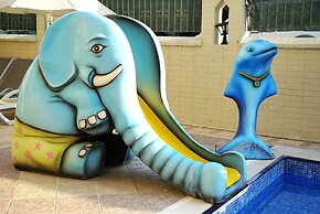 Blue Palace Hotel & Family