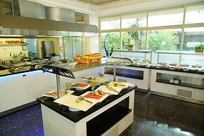 Blue Palace Hotel & Family