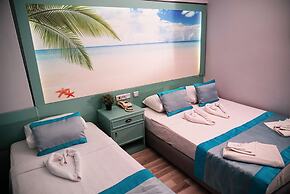 Blue Palace Hotel & Family