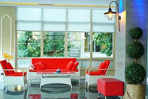 Blue Palace Hotel & Family