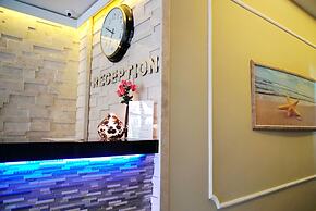 Blue Palace Hotel & Family