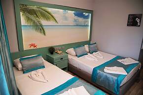 Blue Palace Hotel & Family