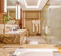 Crowne Plaza Yibin by IHG