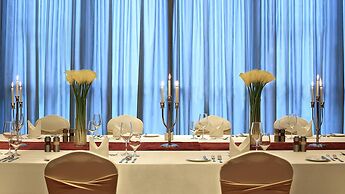 Crowne Plaza Yibin by IHG