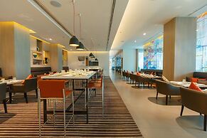 Novotel Manila Araneta City Hotel