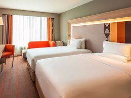 Novotel Manila Araneta City Hotel