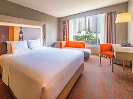 Novotel Manila Araneta City Hotel