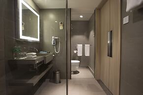 Novotel Manila Araneta City Hotel