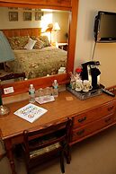 On Cranberry Pond B&B