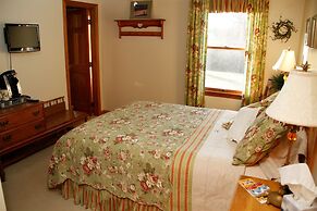 On Cranberry Pond B&B