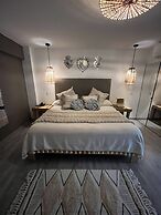 Zen Suites by Regente