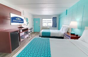 Howard Johnson by Wyndham Virginia Beach At The Beach