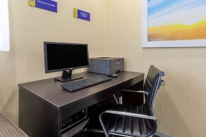 Days Inn by Wyndham Charles Town/Harpers Ferry