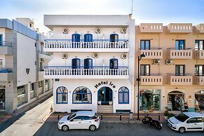 Iro Hotel