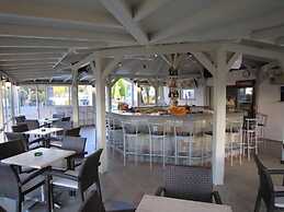 Nikolas Villas Apartments