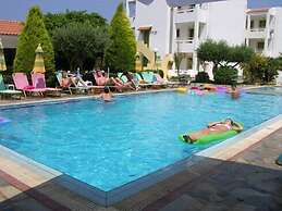 Nikolas Villas Apartments