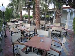 Nikolas Villas Apartments