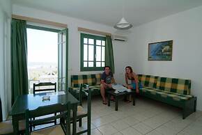 Nikolas Villas Apartments