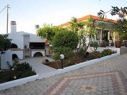 Nikolas Villas Apartments