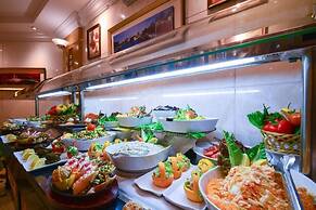 GOLDEN TULIP AL SHAKREEN