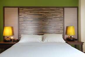 Rambuttri Village Inn & Plaza