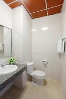 Rambuttri Village Inn & Plaza