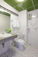 Rambuttri Village Inn & Plaza