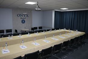 Onyx Hotel
