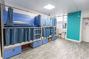 Smart Hyde Park Inn Hostel