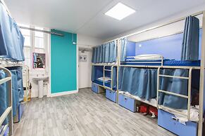 Smart Hyde Park Inn Hostel