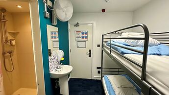 Smart Hyde Park Inn Hostel