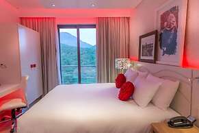 Peermont Metcourt at Thaba Moshate