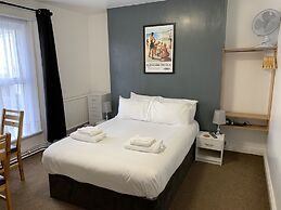 The Royal Clarence Hotel