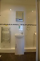 The Royal Clarence Hotel