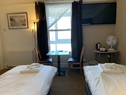 The Royal Clarence Hotel