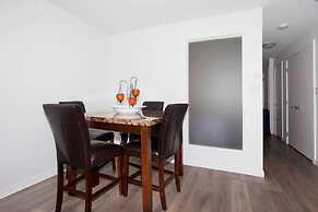 1 Bedroom China Town Condo